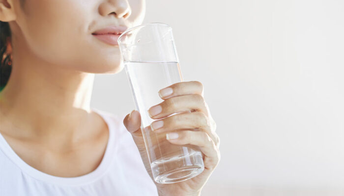 5 common errors people make while drinking water