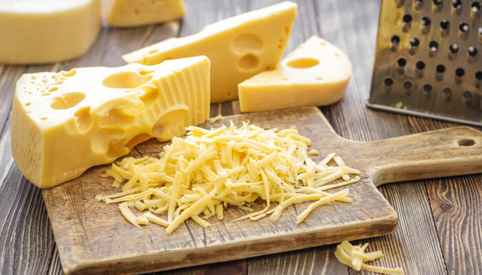 Beneficial and harmful foods for Parkinson’s disease patients